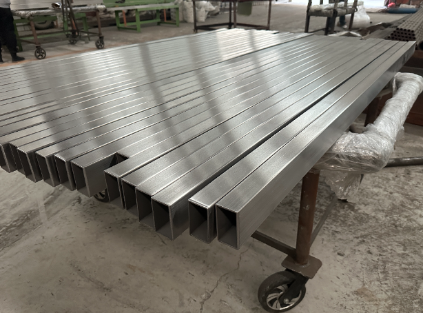 静海新能源汽车用不锈钢方管 现货